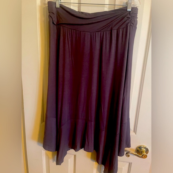 Adorable Dark Gray Ladies DJT Fashion Gorded Skirt, Elastic Waist NWT Sz XL - Picture 1 of 14